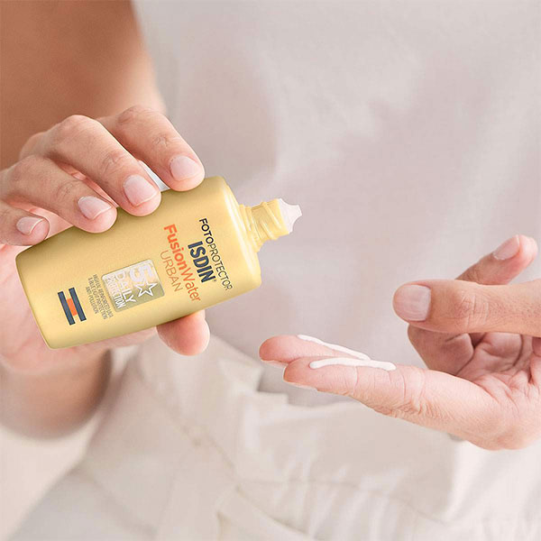 ضد آفتاب فیوژن واتر اوربان ایزدین – بی رنگ SPF30 - Image 4