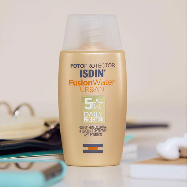 ضد آفتاب فیوژن واتر اوربان ایزدین – بی رنگ SPF30 - Image 3
