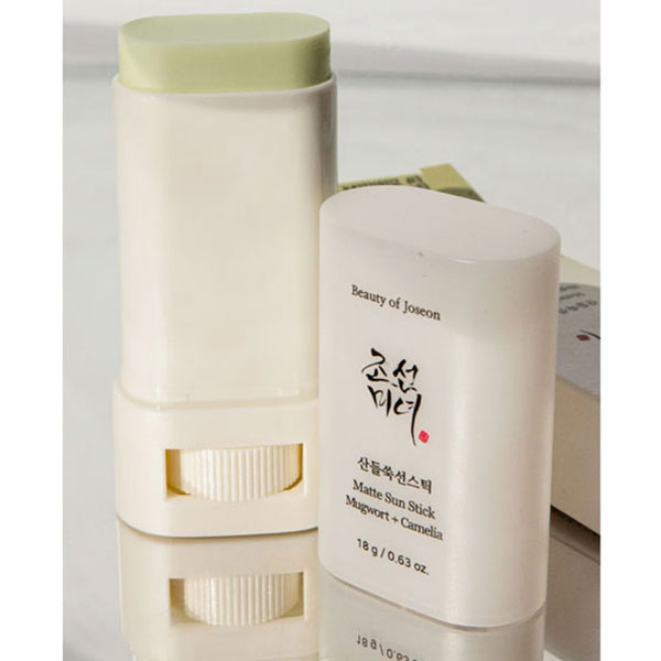 ضدآفتاب استیکی پوست چرب بیوتی آف جوسان SPF50 - Image 3