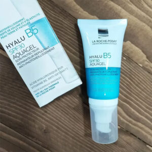 کرم اکوا ژل ترمیم کننده لاروش پوزای با حاوی spf 30